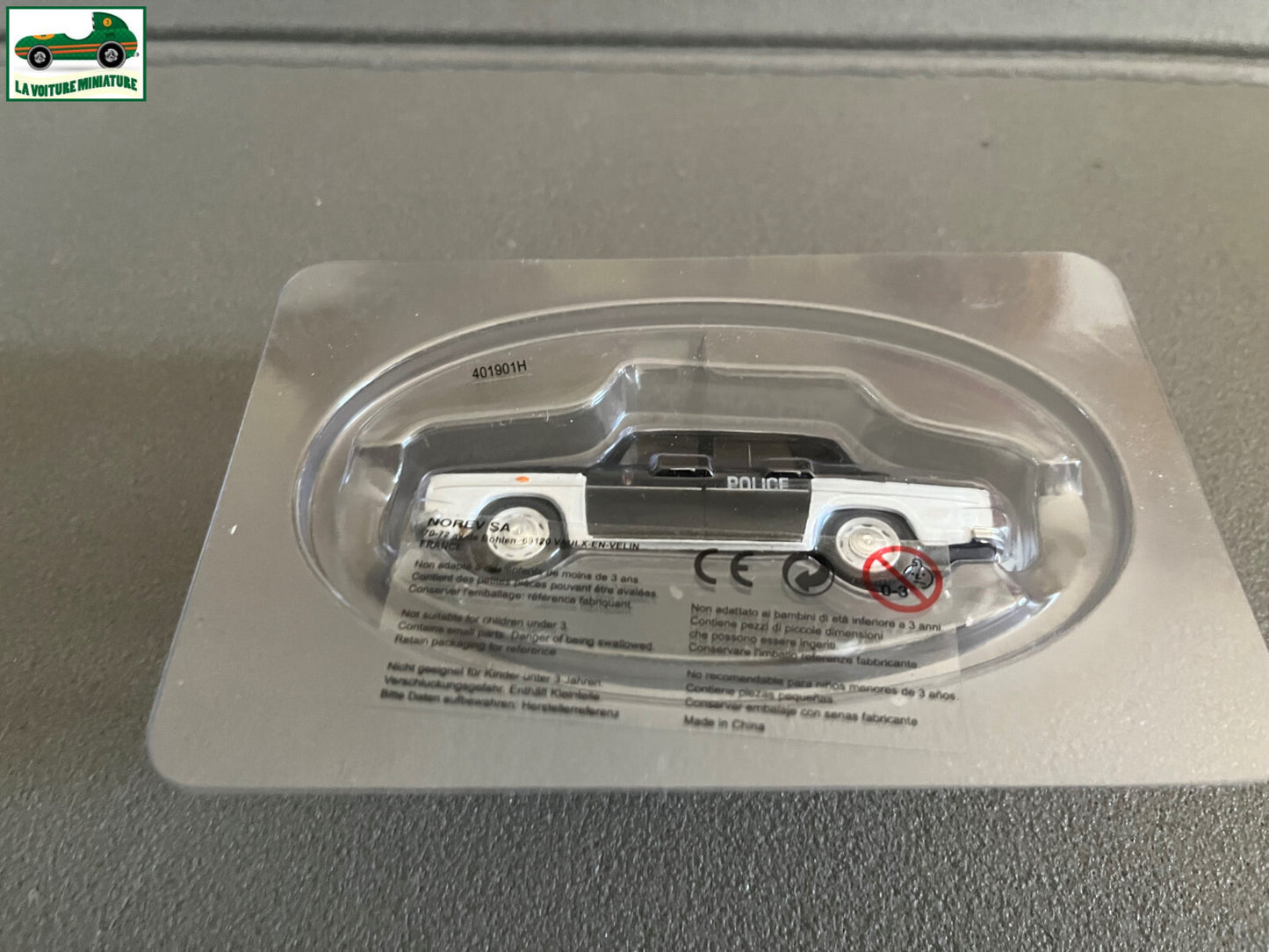 Voiture Miniature Renault R8 Police Norev Hachette 1/43