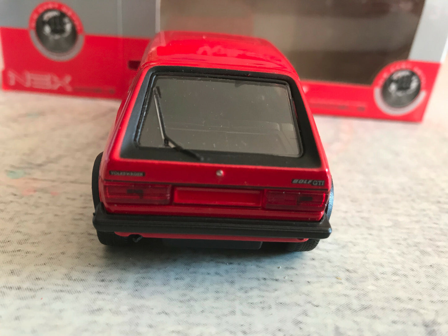Voiture miniature Volkswagen Golf I 1 GTI Welly 1/34 - 1/36 - 1/39