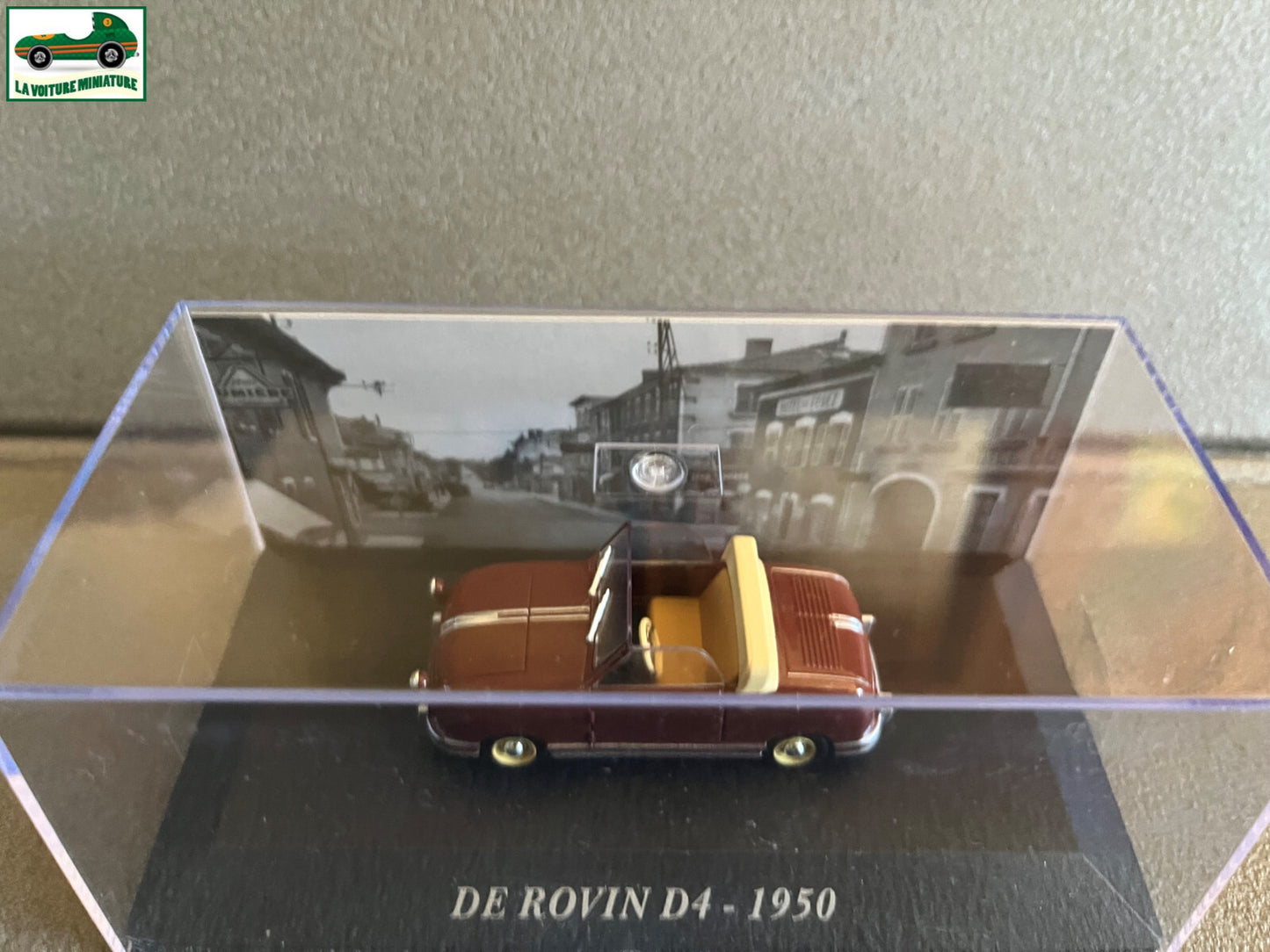 Voiture Miniature De Rovin D4 1950 au 1/43 Ixo Altaya