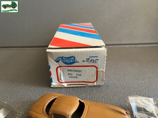 Voiture Miniature Kit résine non monté Mercedes 300 SLR Coupé Record au 1/43