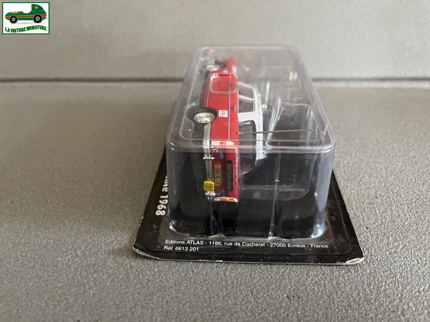 Voiture Miniature Peugeot 404 Tour de France 1968 Vélo Norev 1/43