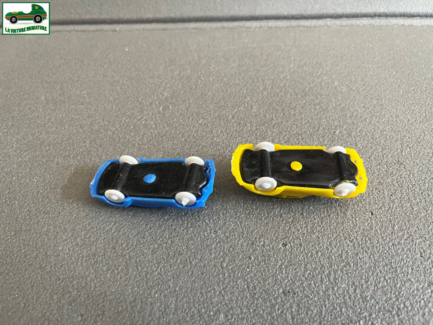 Ancienne Miniature Voiture Lot de 2 Premiere Serie Plastique Norev 1950 1/66