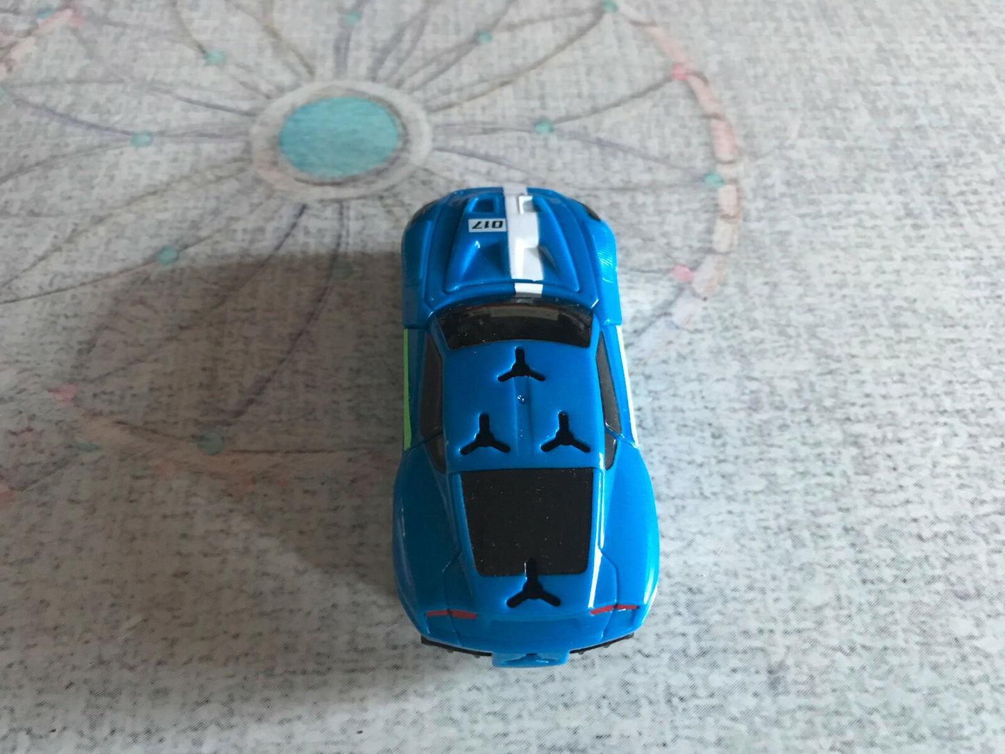 Voiture Miniature Caisse Hotwheels Custom R1228 Plastique 1/43