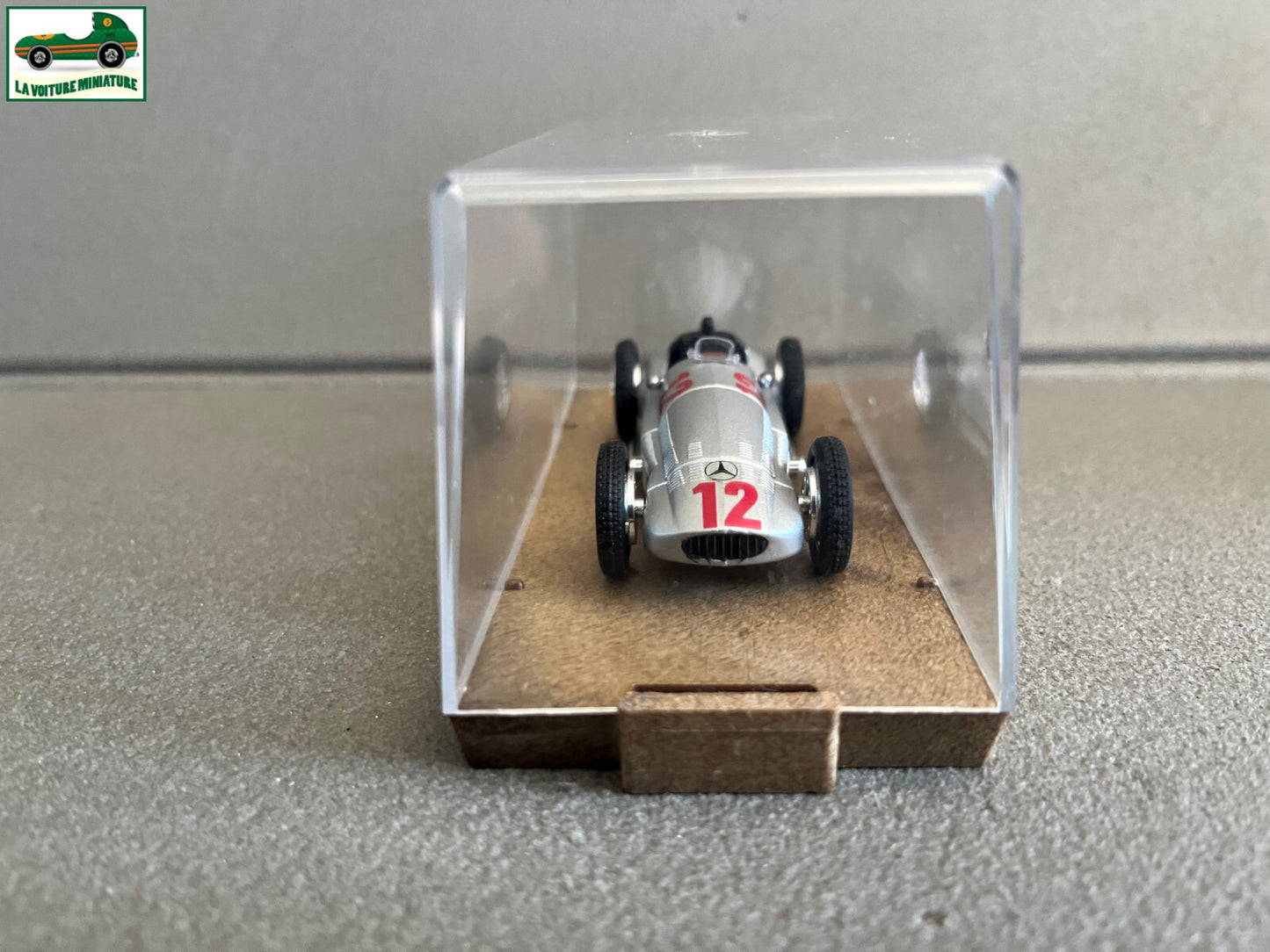 Voiture Miniature Mercedes Benz Course #12 Brumm au 1/43