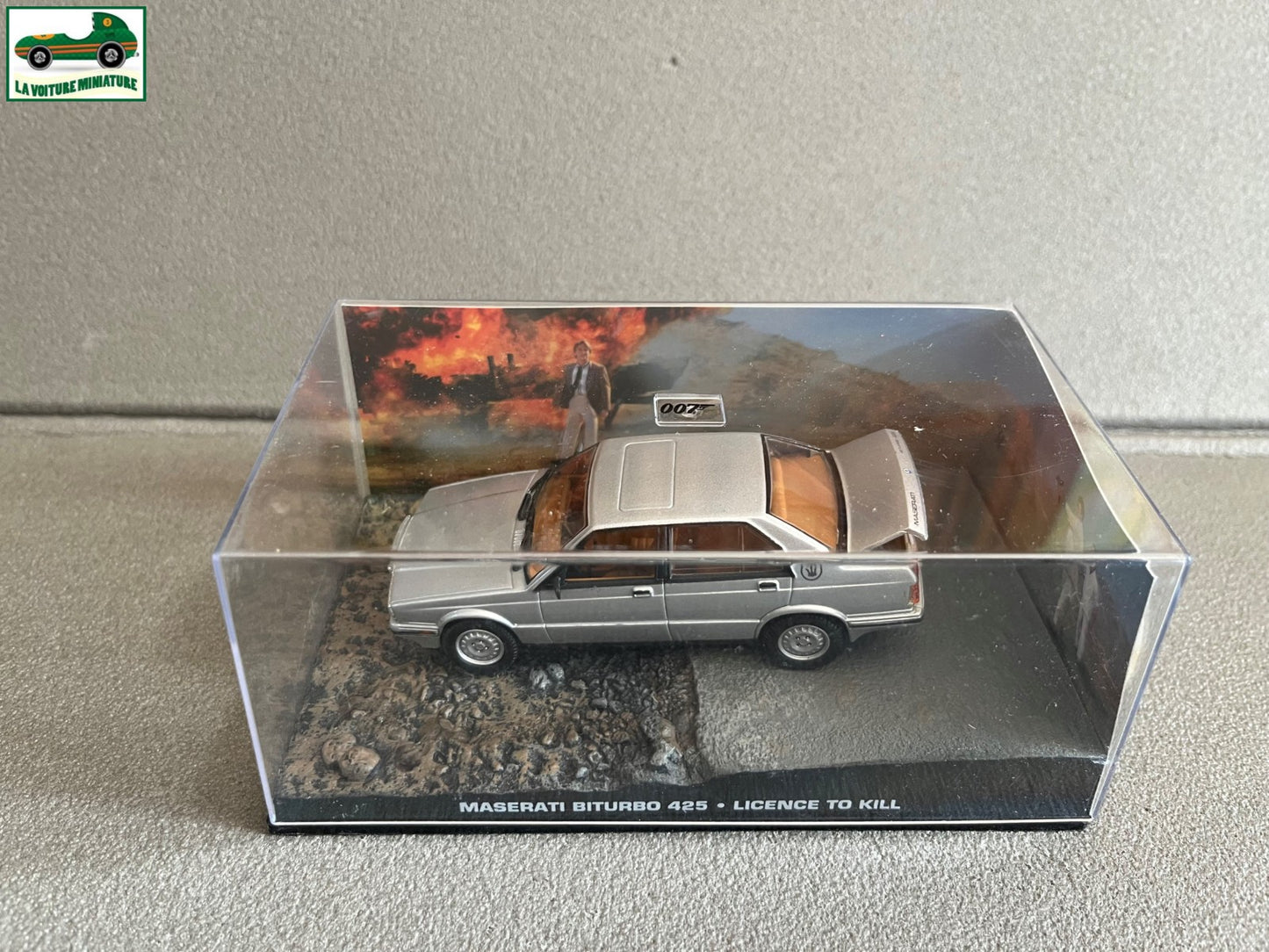 Voiture Miniature Maserati Biturbo 425 007 James Bond Licence To Kill au 1/43