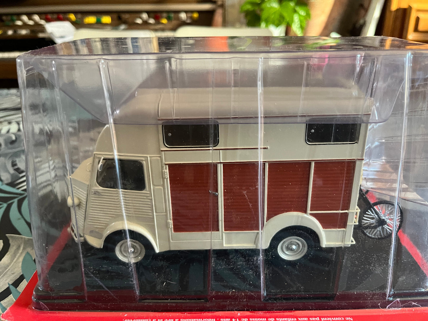 Voiture Miniature Camion Fourgon Citroen H HW Van Heuliez Hachette au 1/24