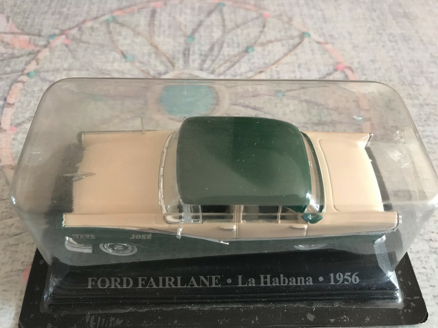 Voiture Miniature Ford Farlane La Habana 1956 Taxi Du Monde au 1/43 Altaya