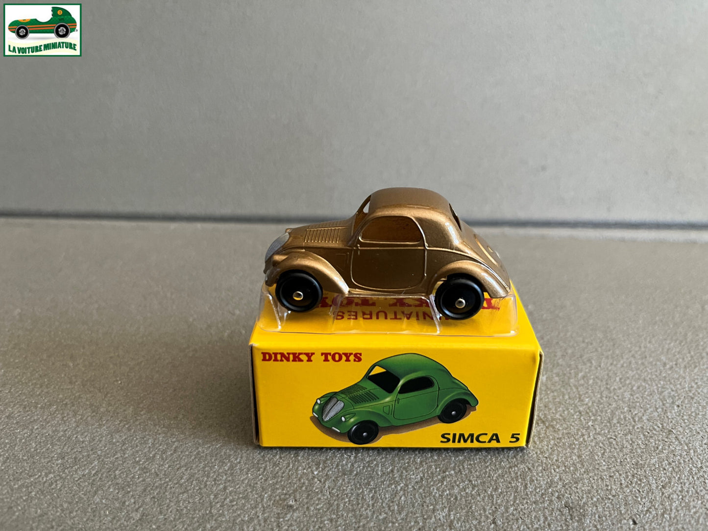 Voiture miniature Simca 5 35 A Topolino Deagostini Dinky Toys Atlas au 1/43