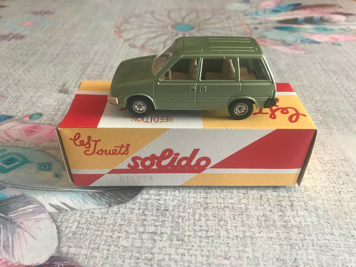 Voiture Miniature Nissan Prairie 1982 Solido Hachette au 1/43