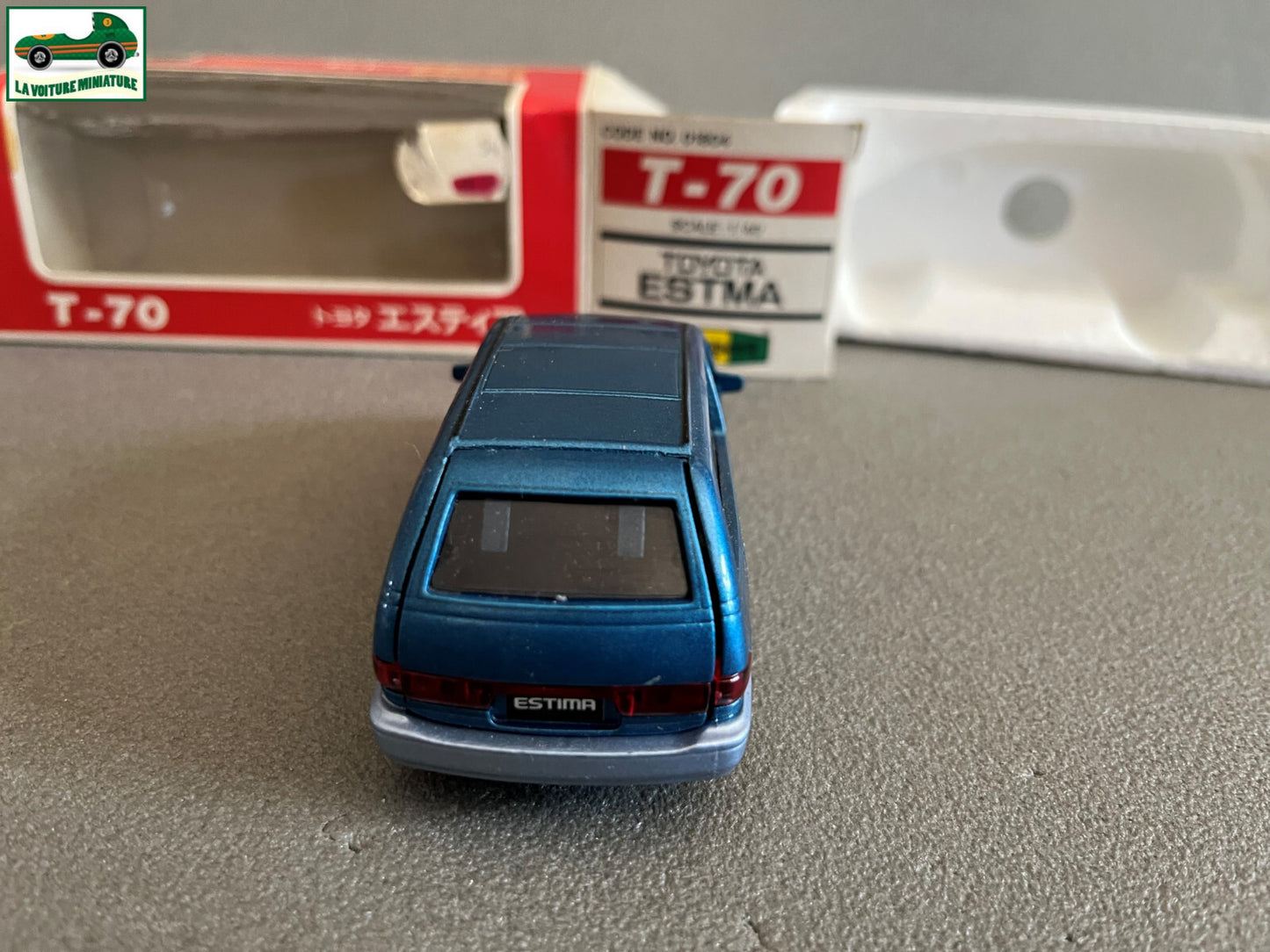 Ancienne Voiture Miniature Toyota Estima Diapet T-70 Japan au 1/40