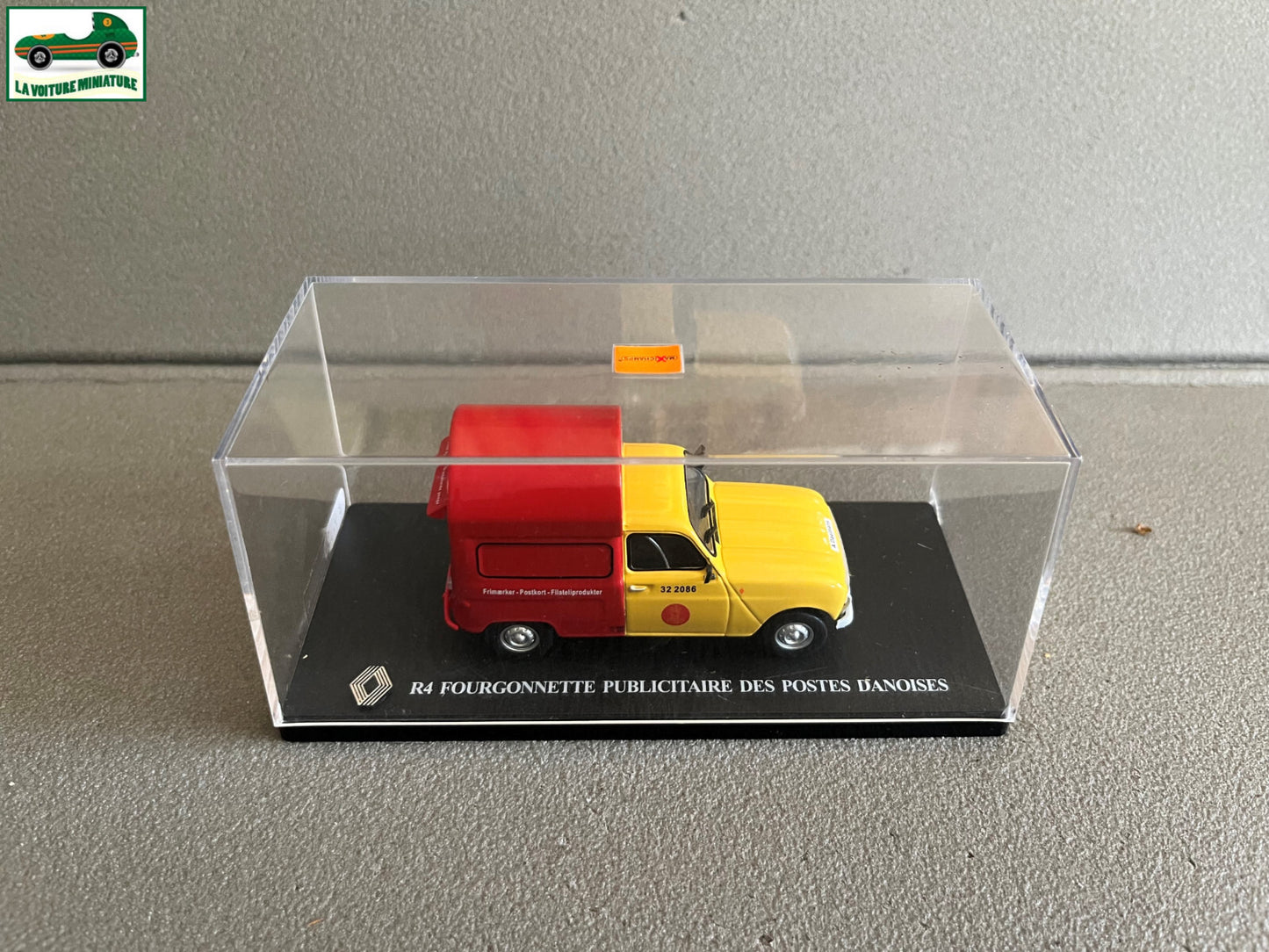 Voiture Miniature Renault R4 4L Fourgonnette publicitaire Postes Danoises 1/43