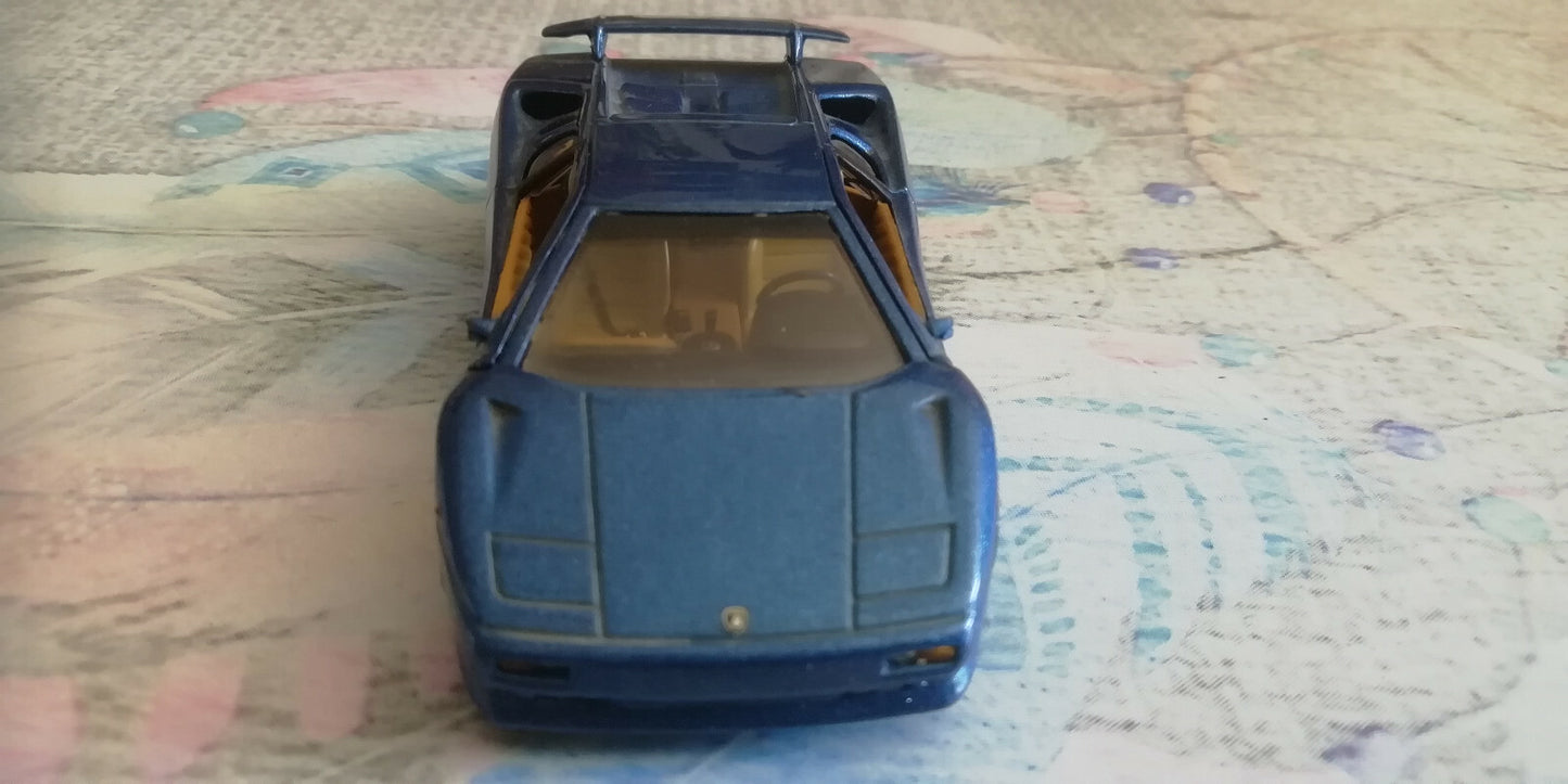 Voiture miniature Lamborghini Diablo DetailCars au 1/43