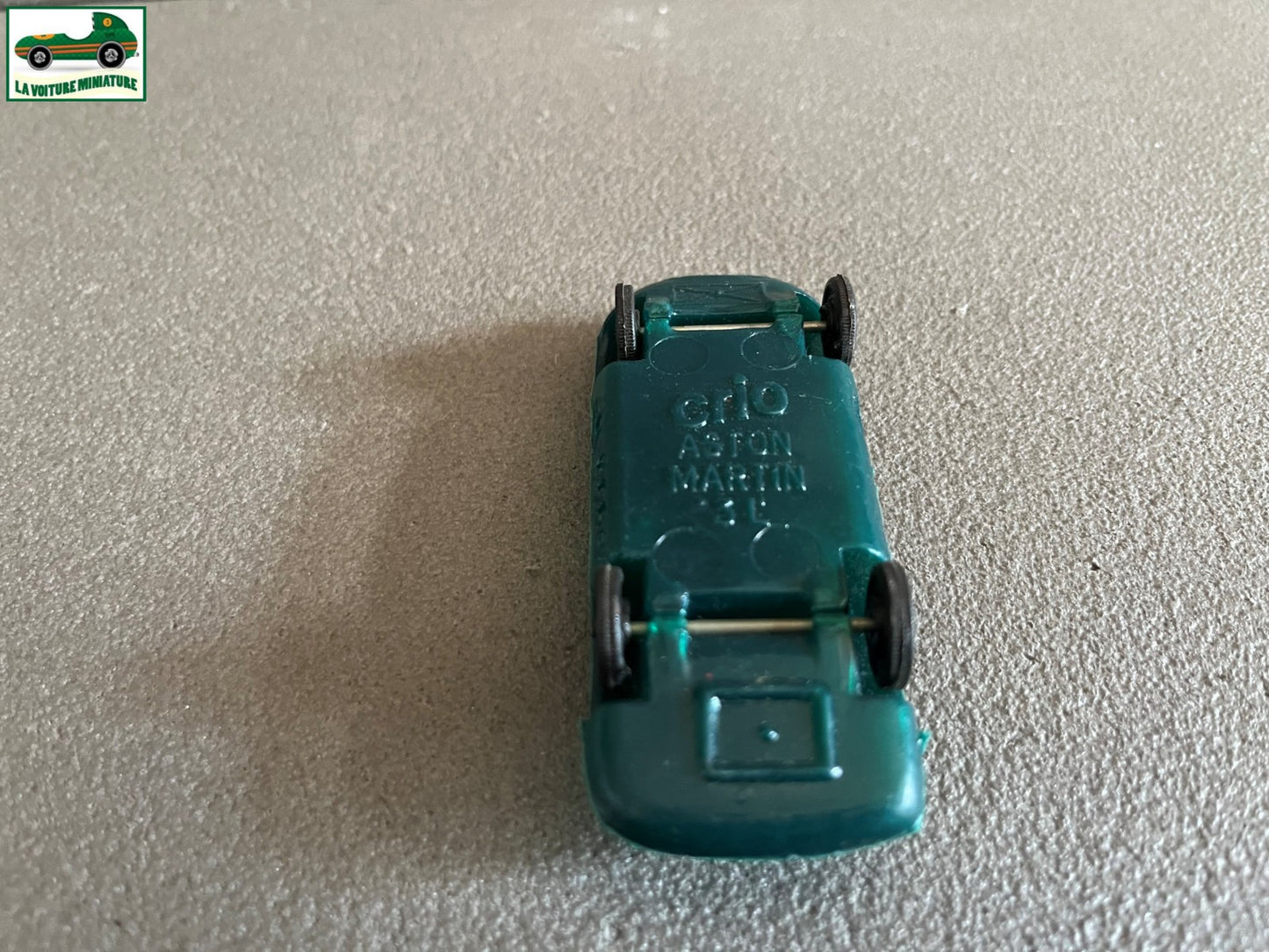 Ancienne Miniature Voiture Plastique Lessive Crio Aston Martin 3L 1/43 Bonux Clé