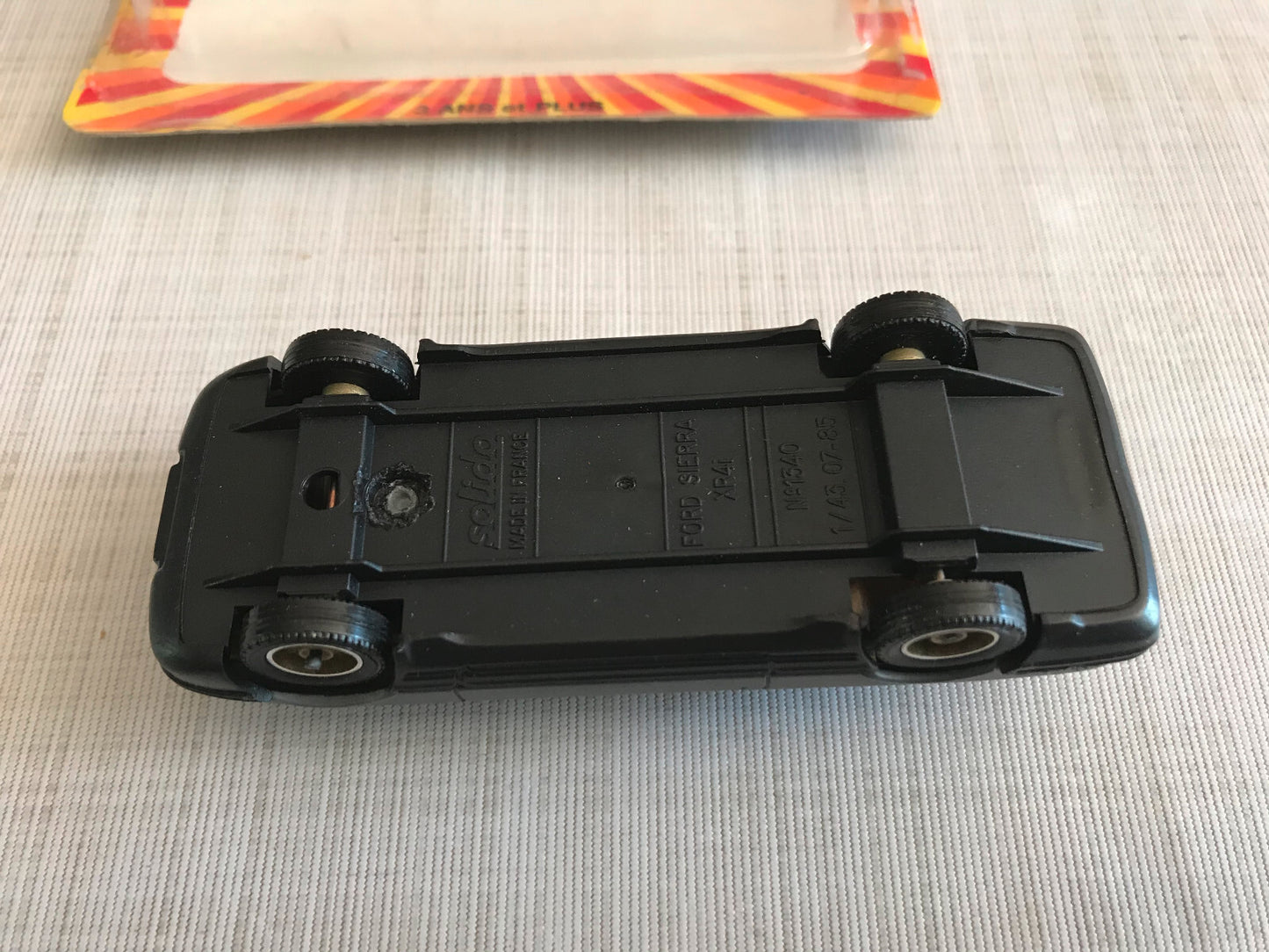 Voiture miniature N° 1340 Ford Sierra XR4i XR4 i Solido France au 1/43
