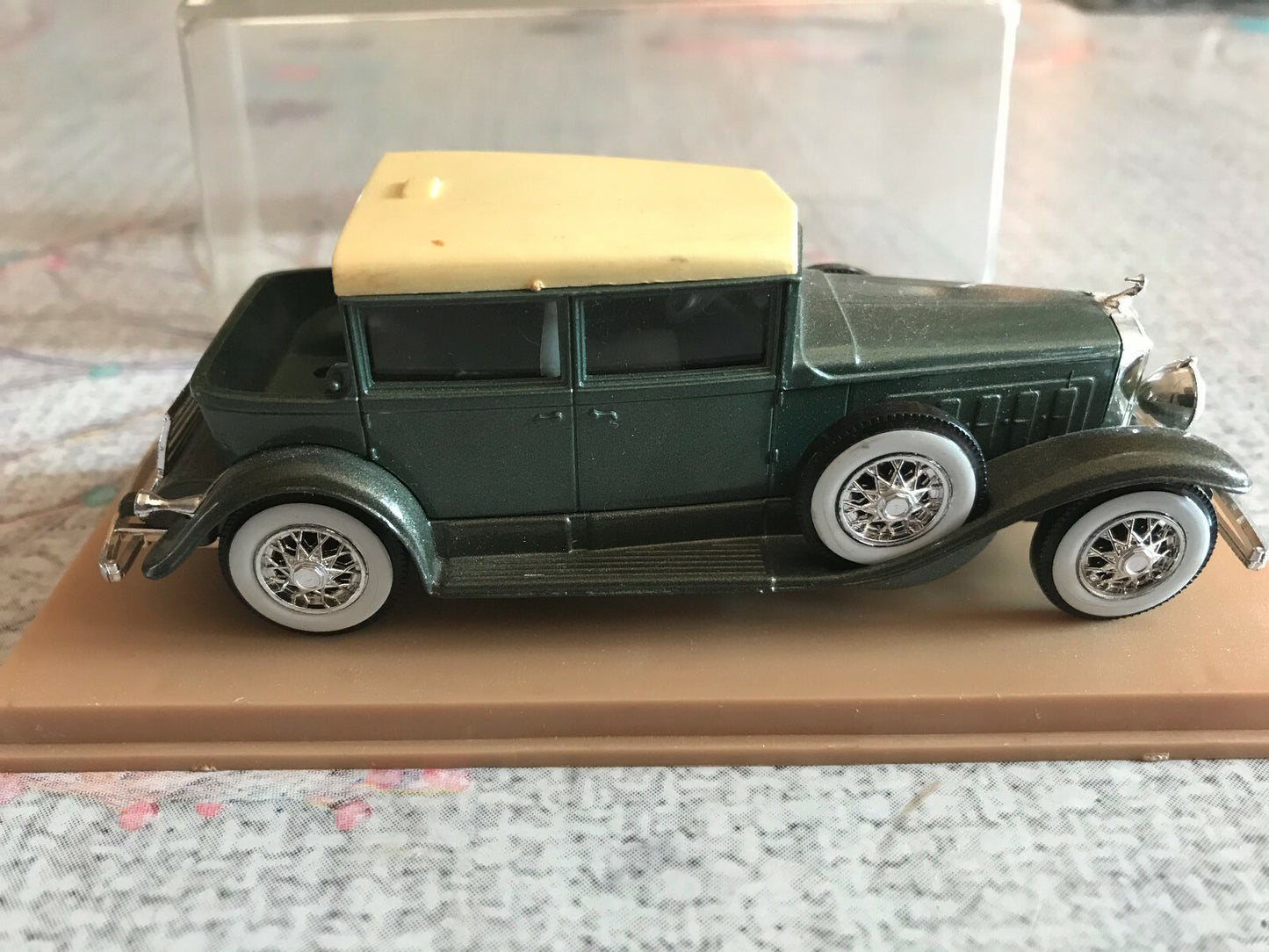 Voiture Miniature Cadillac 452 A 1931 Solido au 1/43