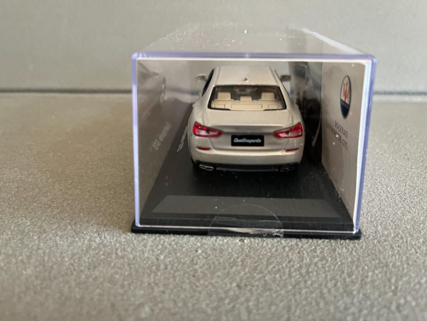 Voiture Miniature Maserati Quattroporte GTS au 1/43
