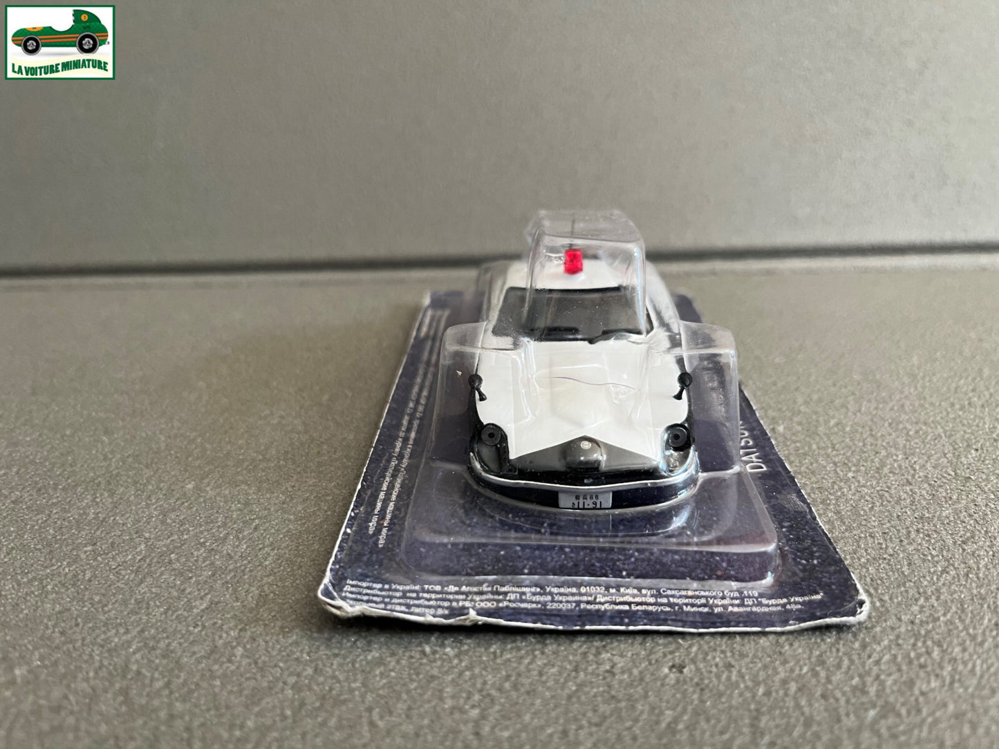 Voiture miniature Datsun Fairlady 240 Z Police du Monde DeAgostini au 1/43