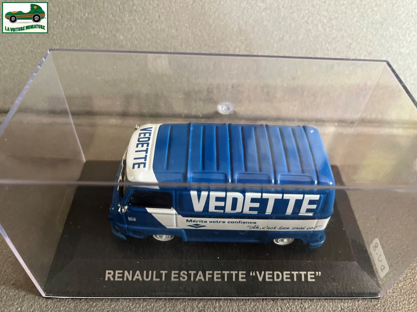 Voiture Miniature Camion Publicitaire Renault Estafette Vedette au 1/43