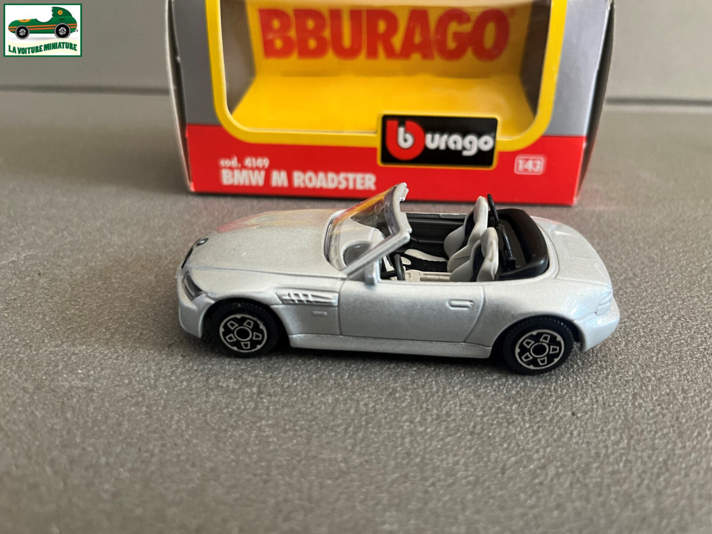 Voiture miniature Burago BMW M Roadster 4149 au 1/43