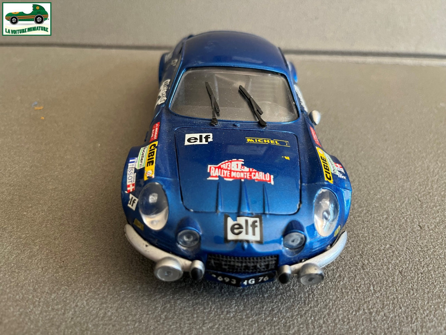 Voiture miniature Renault alpine Rallye Monte Carlo Macadam 1/20 Défauts