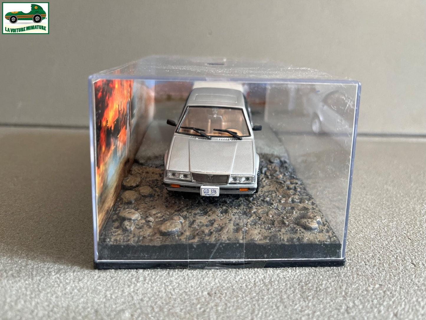 Voiture Miniature Maserati Biturbo 425 007 James Bond Licence To Kill au 1/43