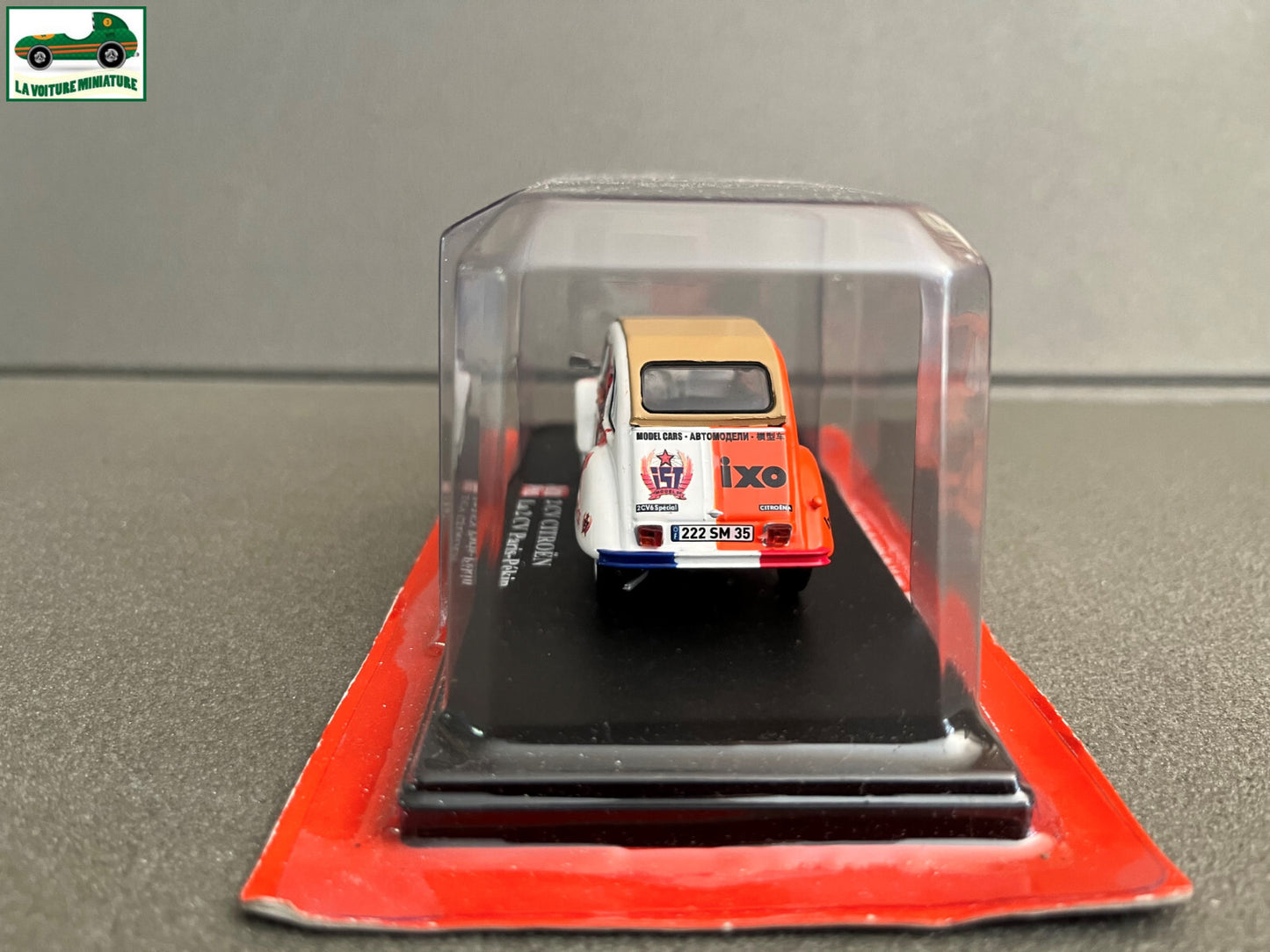 Voiture miniature Citroen 2cv 2 cv Paris Pekin Auto Plus Hachette 1/43