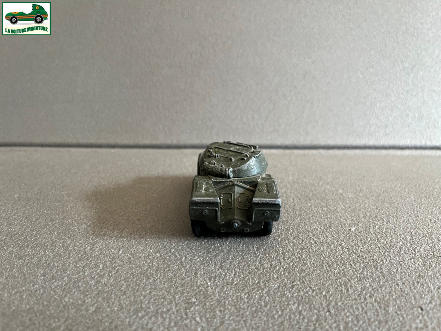 Ancienne Miniature Dinky Toys Armée Tank Char Panhard AML Meccano France Epave
