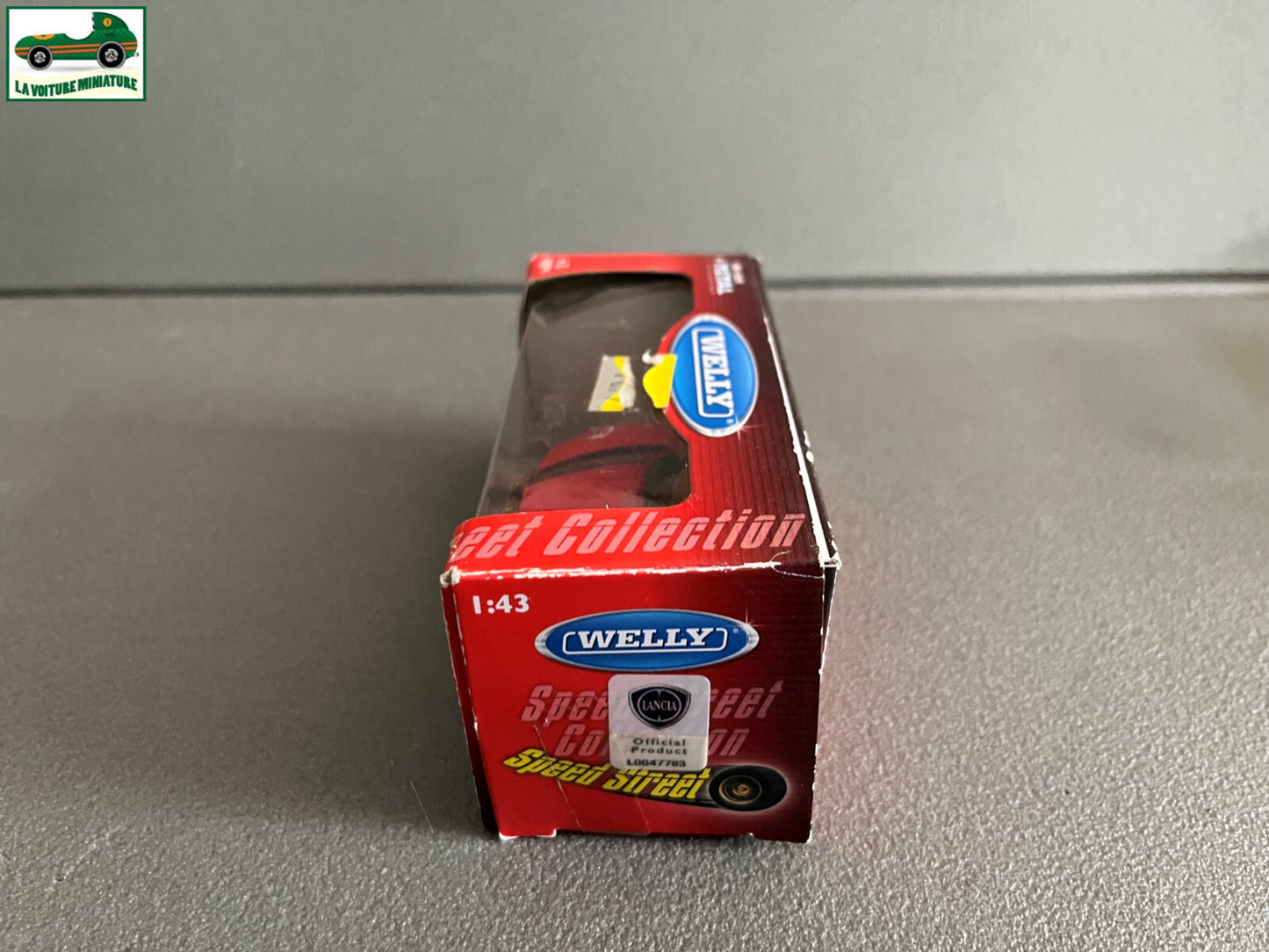 Voiture Miniature Lancia Delta Welly au 1/43