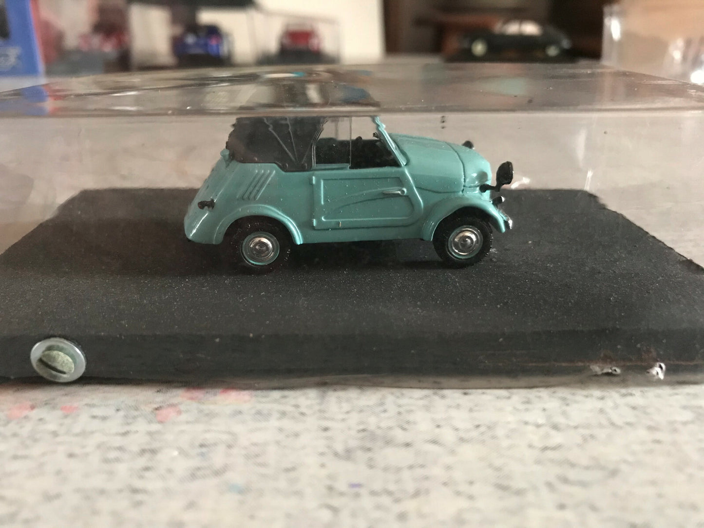 Voiture Miniature CM3 C-3A C3A Pays de L'est URSS Russie au 1/43