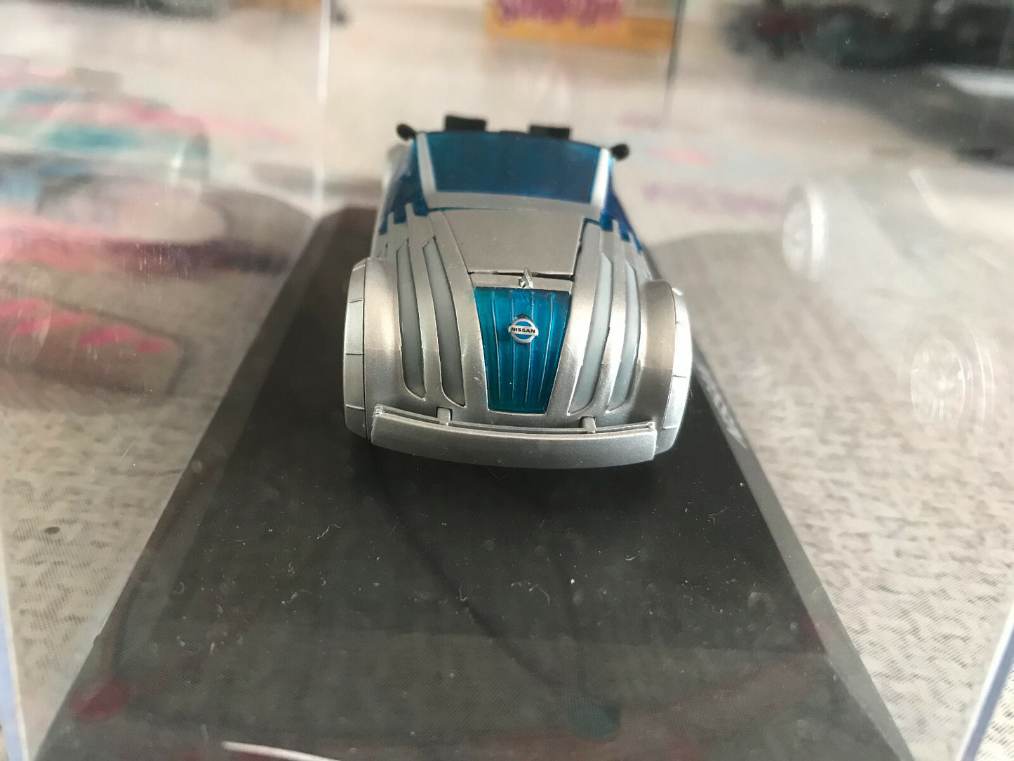 Voiture miniature Nissan Jikoo Norev Concept Car au 1/43