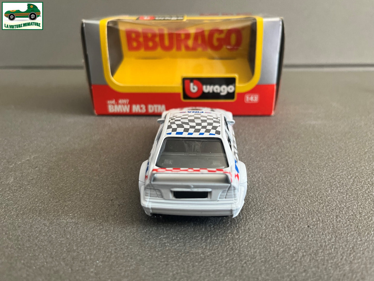 Voiture miniature Burago BMW M3 DTM 4197 au 1/43