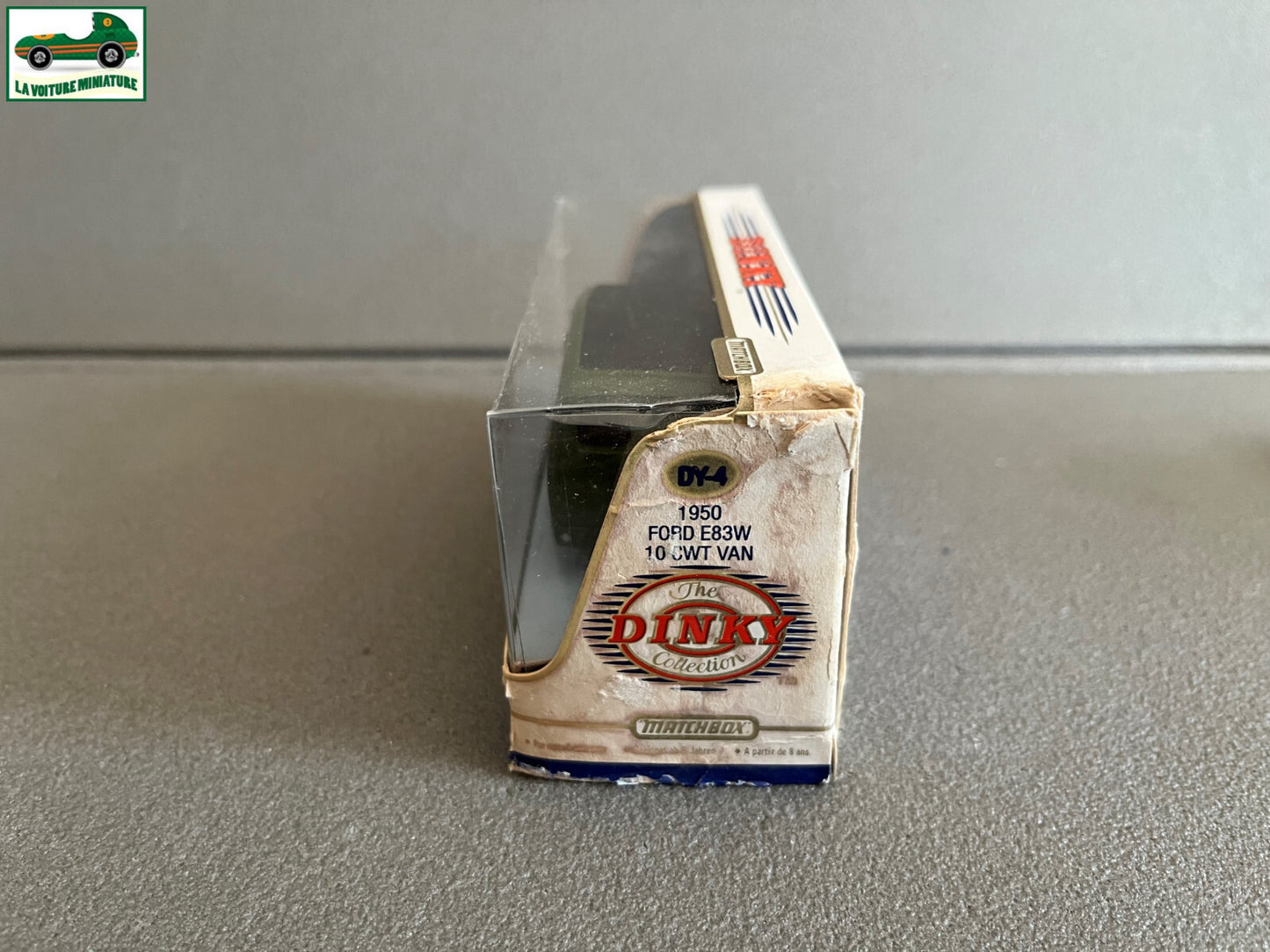 Voiture Miniature 1950 Ford E83W 10 CWT Van DY-4 Dinky Matchbox au 1/43