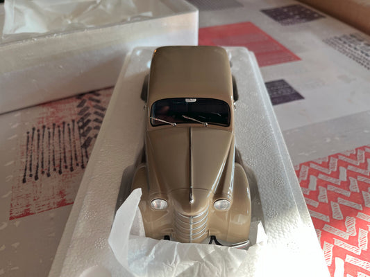 Voiture miniature Opel Kadett K38 Beige KK Scale au 1/18
