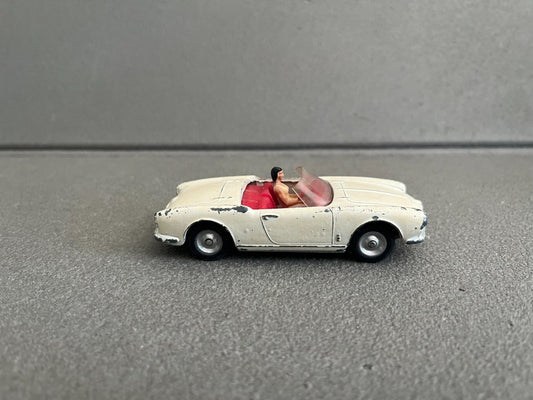 Ancienne Miniature Voiture Alfa Romeo Giulietta Spider Solido Serie 100 France