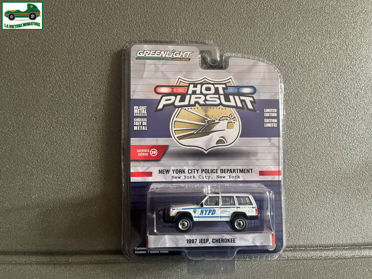 Voiture Miniature 1997 Jeep Cherokee Police NYPD Greenlight au 1/64