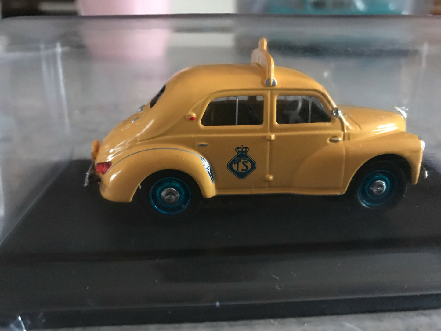 Voiture Miniature Renault 4CV Secours Belge 1958 Eligor au 1/43