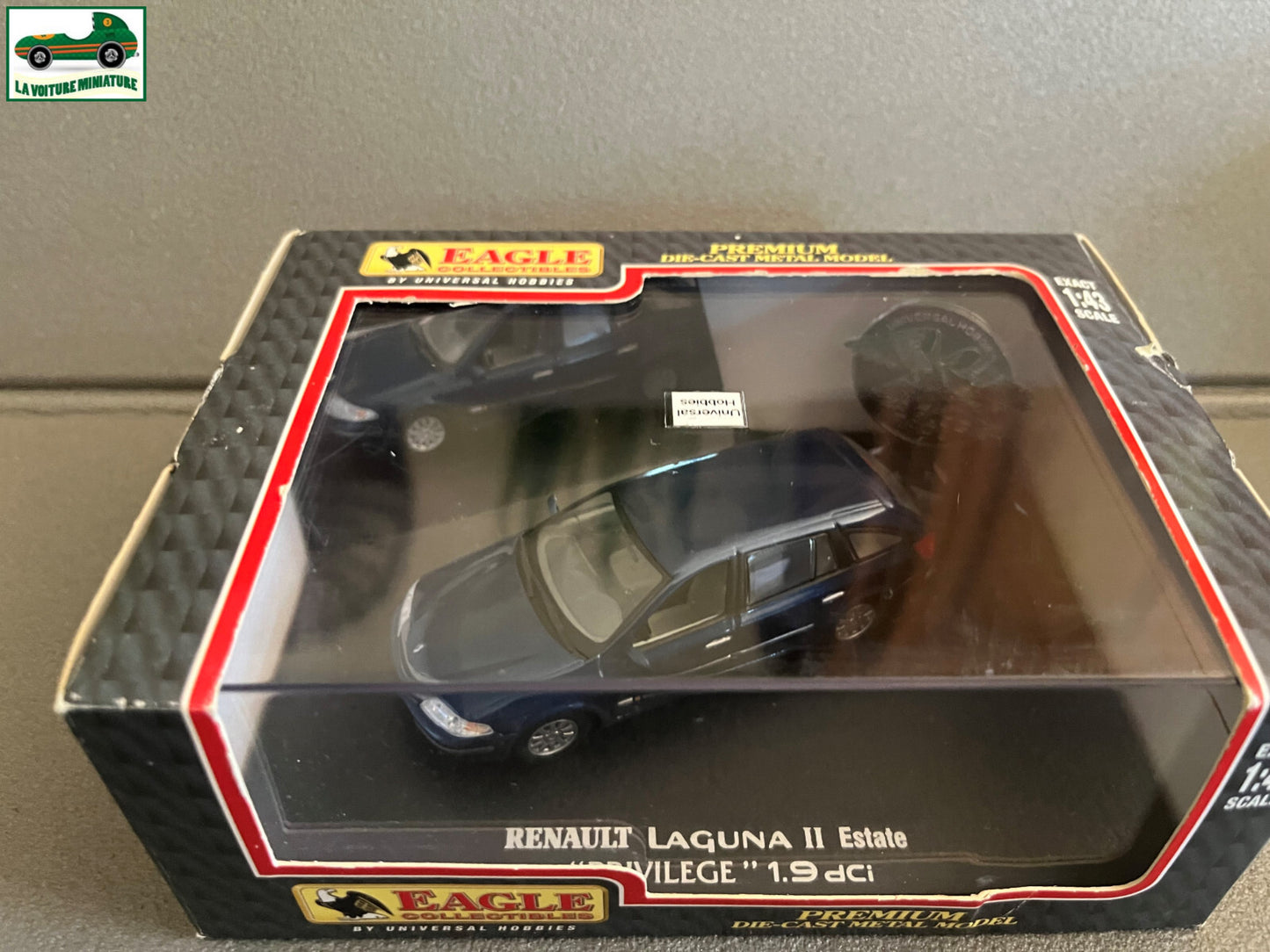 Voiture Miniature Renault Laguna II Estate Privilege UH Universal Hobbies 1/43