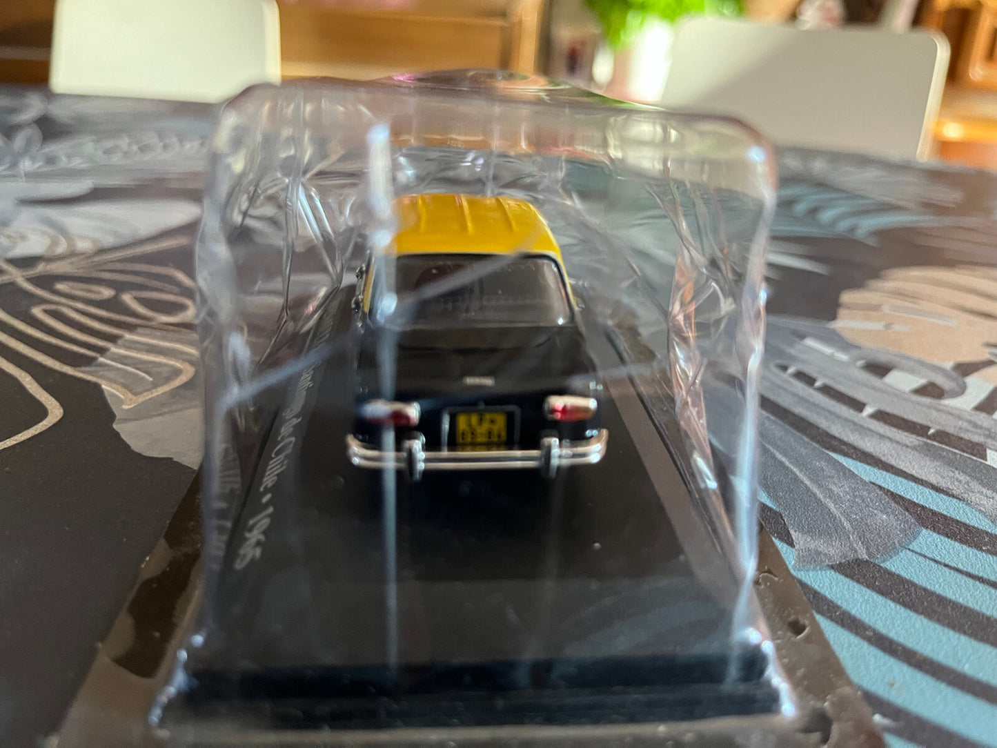 Voiture Miniature Renault 8 Santiago de Chile 1965 Taxi Du Monde au 1/43 Altaya