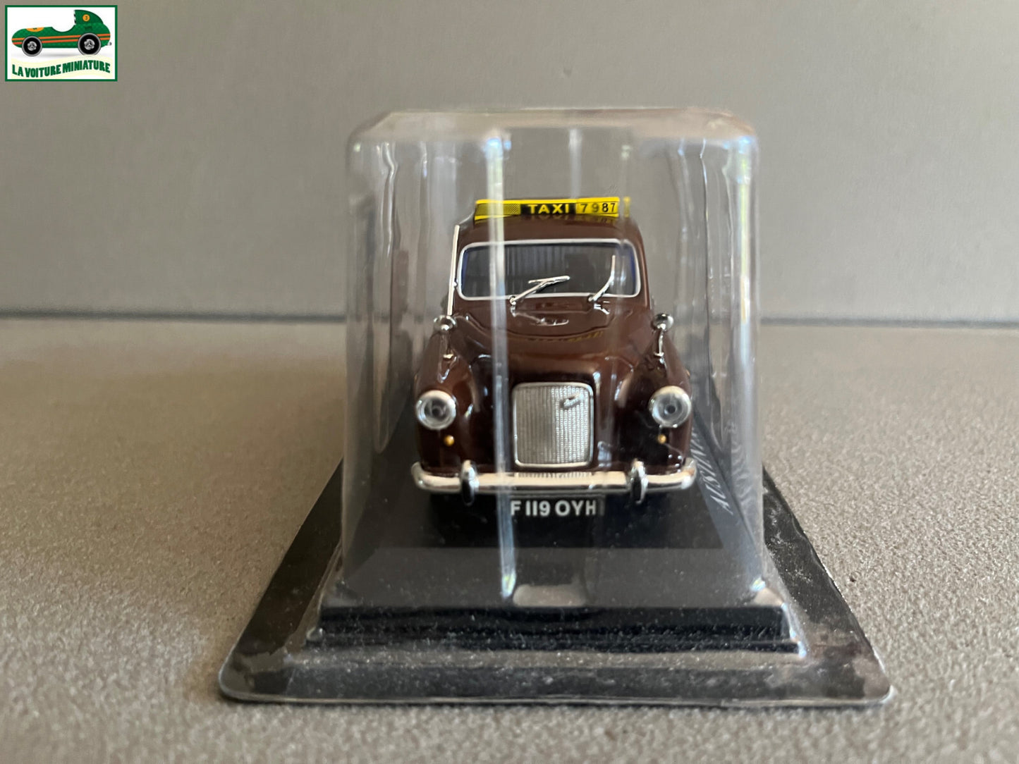 Voiture Miniature Austin FX4 Dublin 1980 Taxi Du Monde au 1/43 Altaya