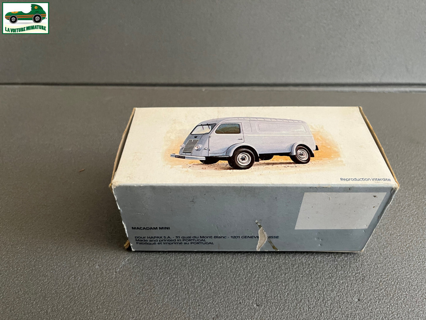 Voiture Miniature Renault 1000 KG Olibet Macadam au 1/43