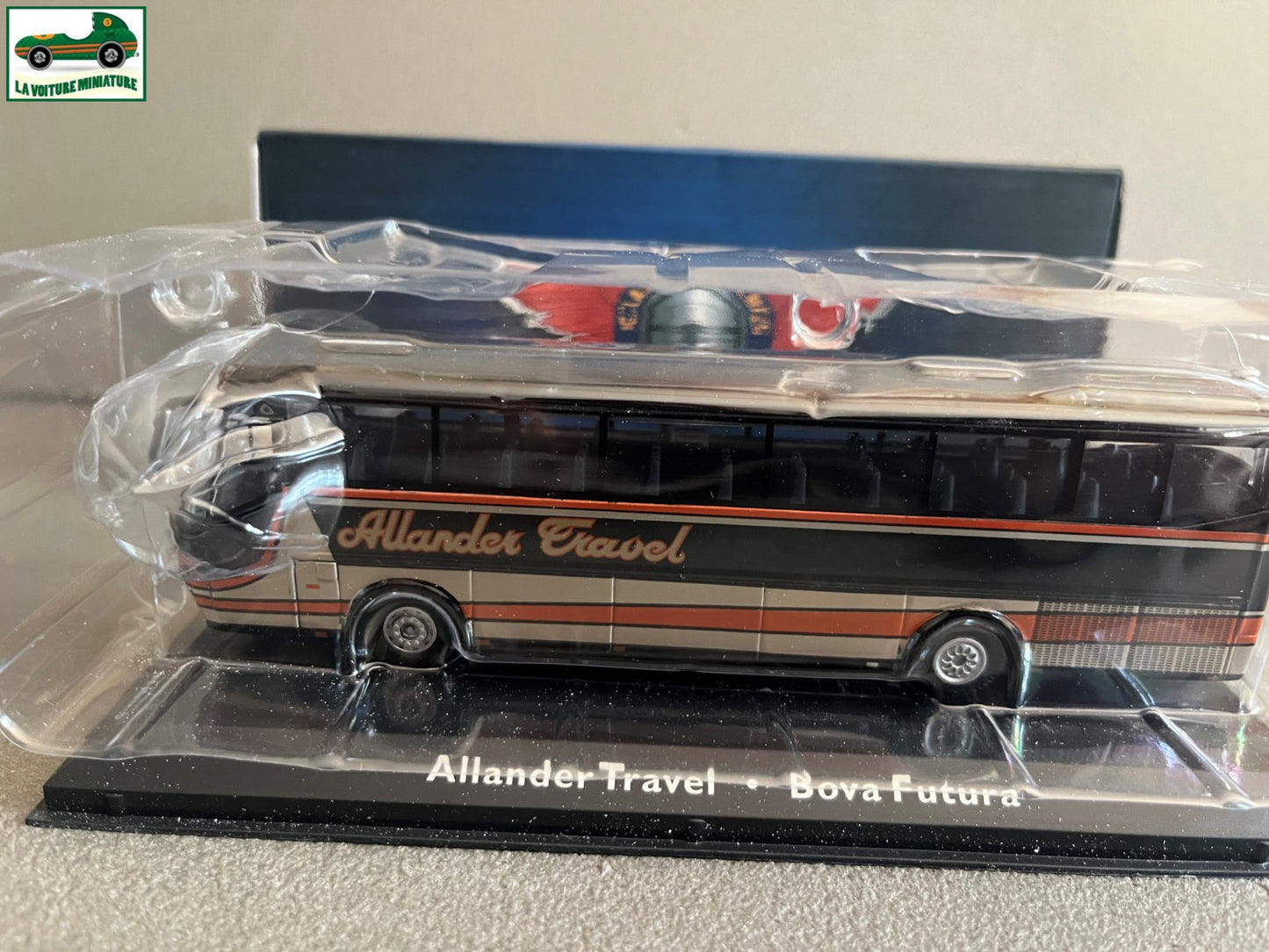 Voiture miniature Allander Travel Boya Futura Autobus Bus Atlas 1/72