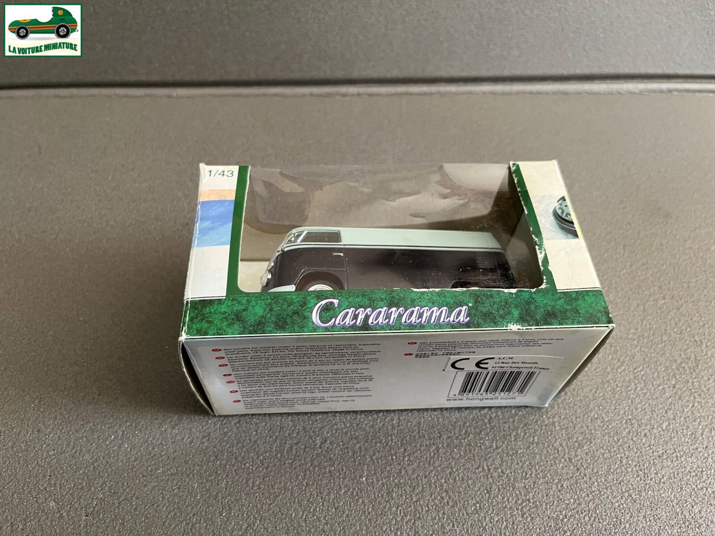 Voiture miniature Volkswagen VW Transporter Cararama au 1/43