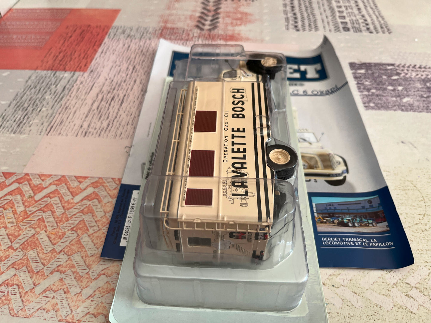 Voiture miniature Camion Fourgon Berliet GLC 6 Okapi au 1/43