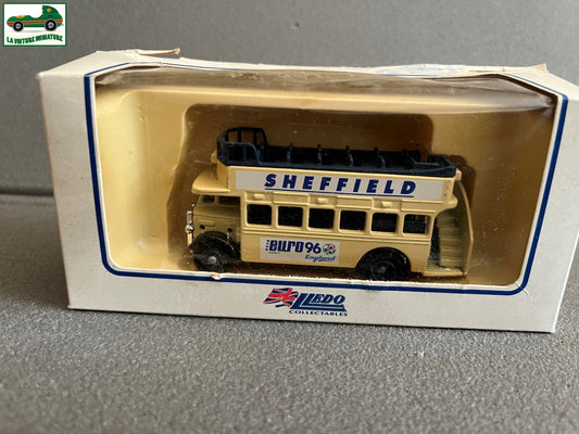 Ancienne Voiture miniature Bus Sheffield Lledo Euro 96 England Football