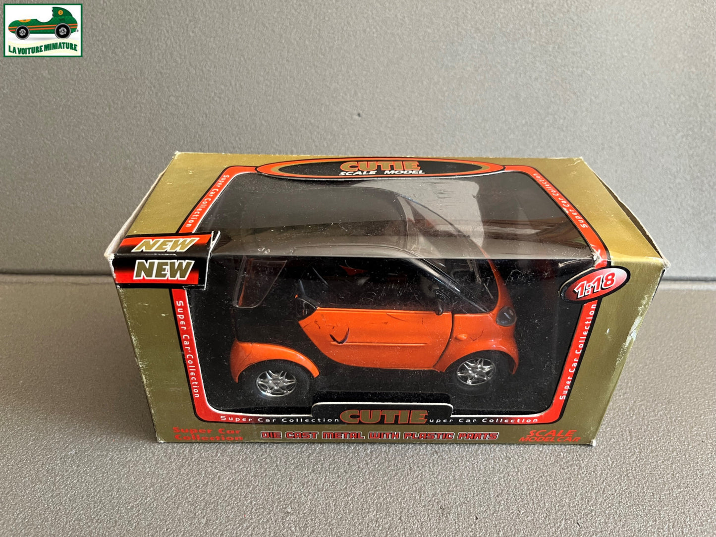Voiture miniature Smart 1ère Version Cutie au 1/18