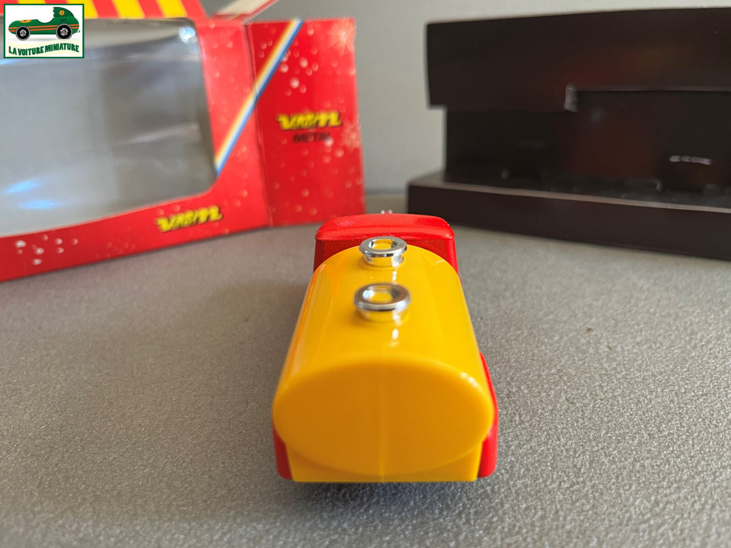 Voiture Miniature Dodge 1940 Pinder Verem au 1/43