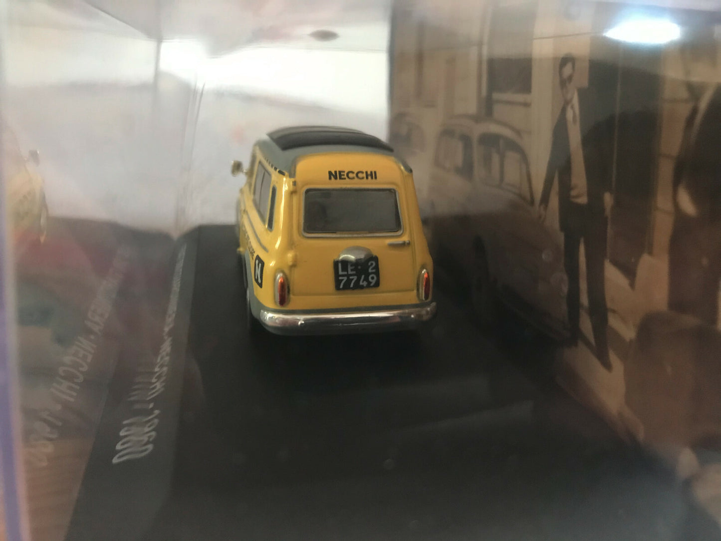 Voiture miniature Publicitaire Fiat 500 Giardiniera Necchi 1960 Jardinier 1/43