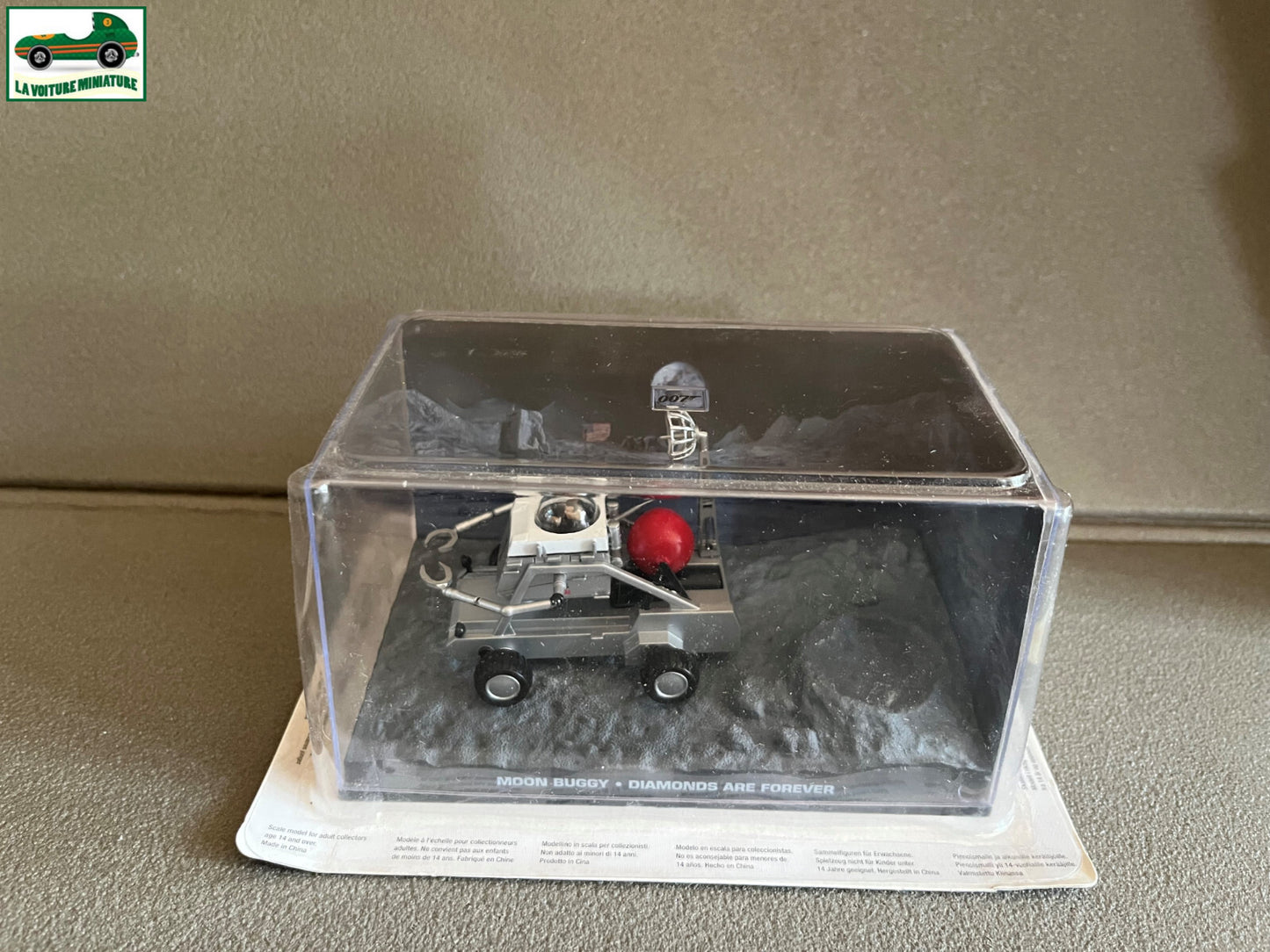 Voiture miniature Moon buggy Diamonds forever James Bond 007 1/43