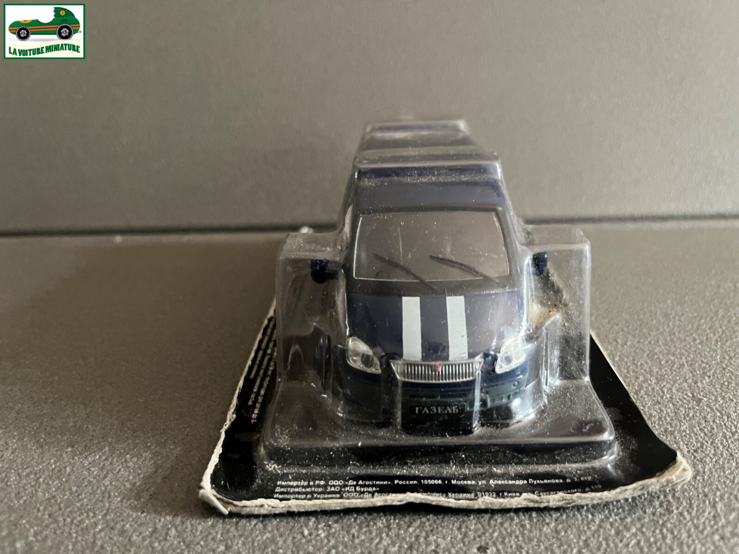 Voiture Miniature Camion Gaz 2705 Pays de L'est URSS Russie au 1/43