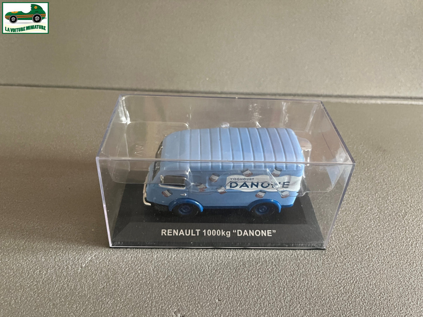 Voiture Miniature Renault 1000kg Danone au 1/43